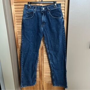 Vintage Y2K Wrangler men's loose fit straight leg med wash Jeans 32 x 30